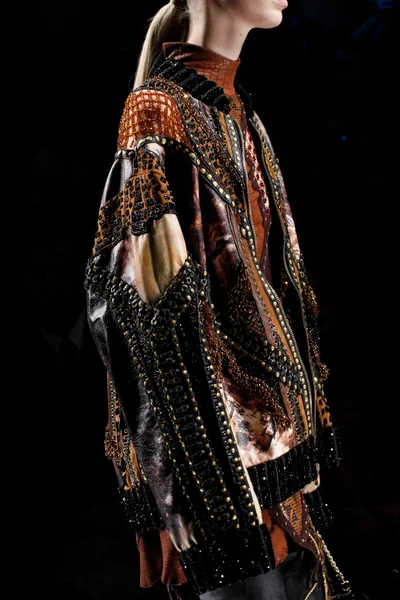Look 67